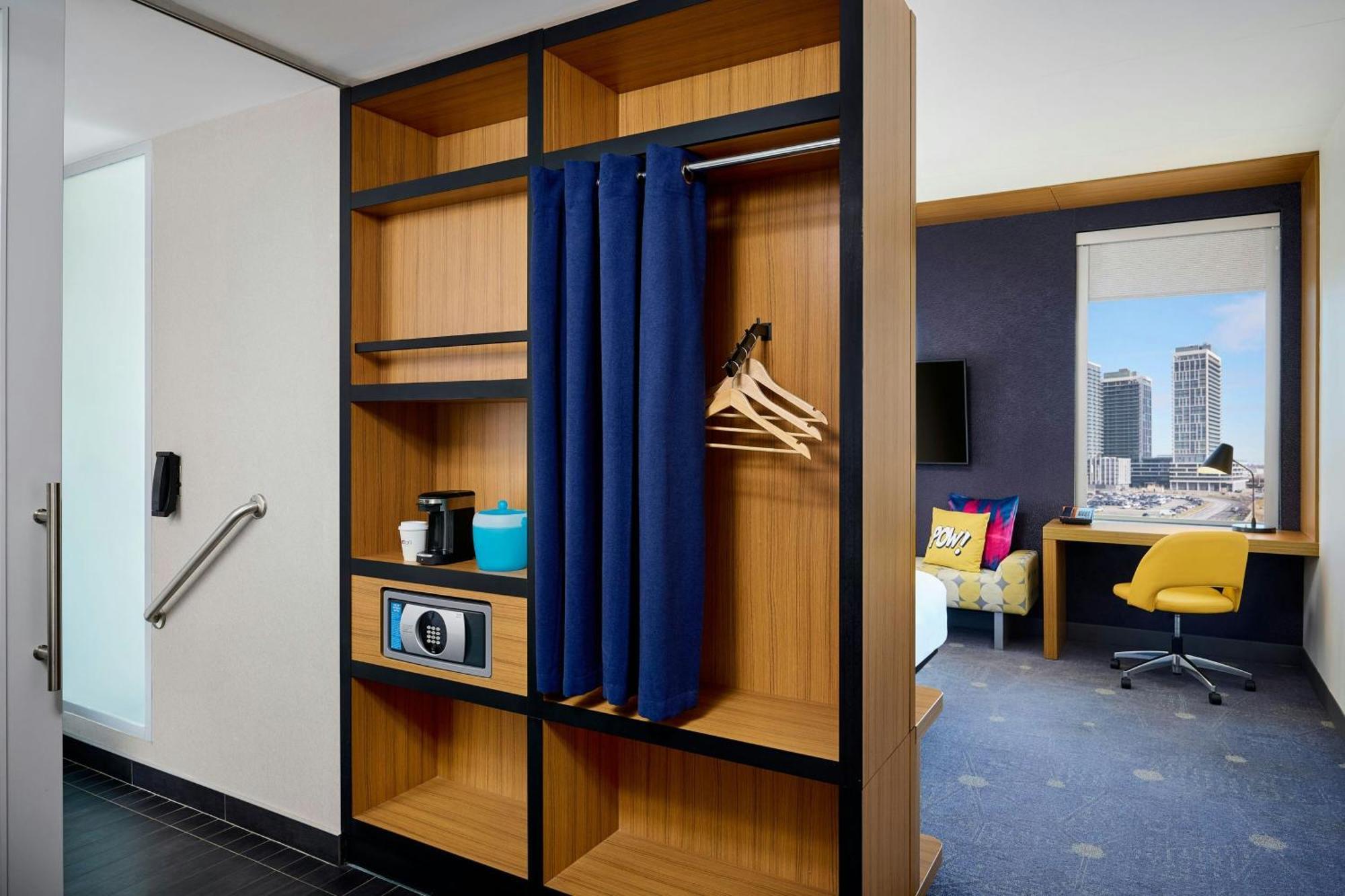 Aloft Vaughan Mills Bagian luar foto