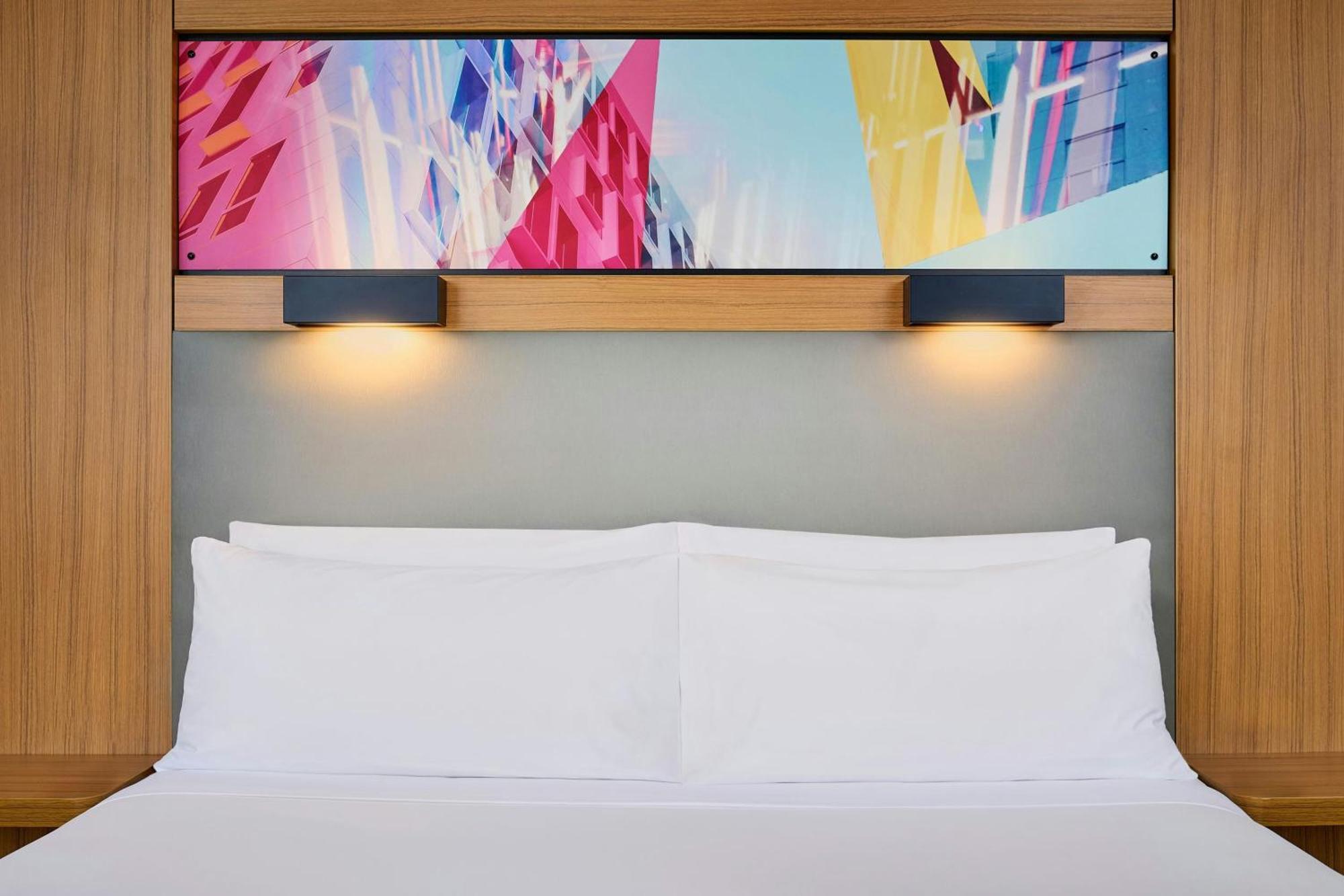 Aloft Vaughan Mills Bagian luar foto